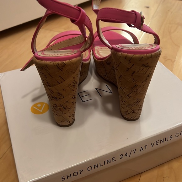 Wedges - Picture 4 of 5